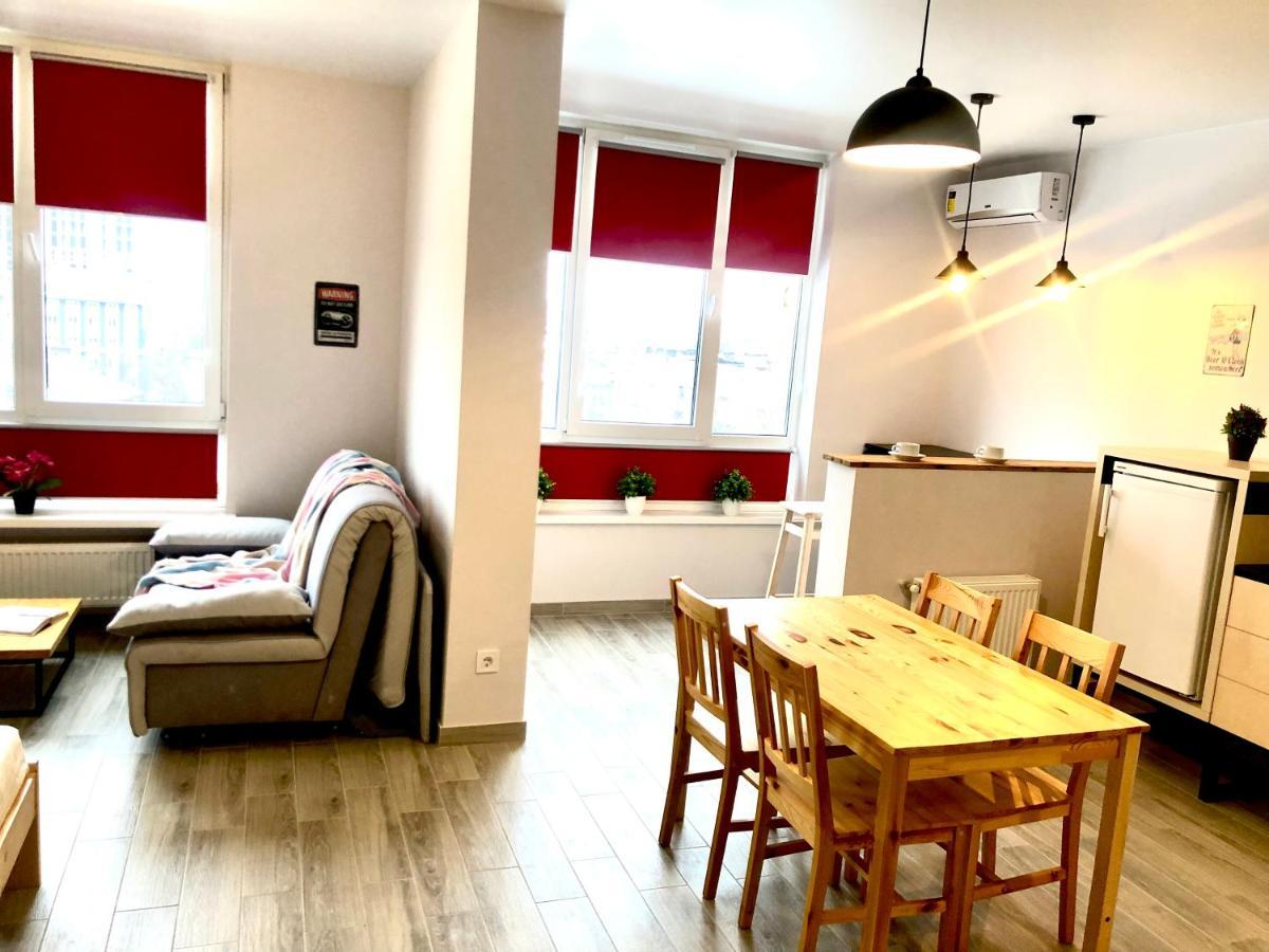 Osapart Beautiful Apartment In A Complex Semycvit Lviv Eksteriør billede