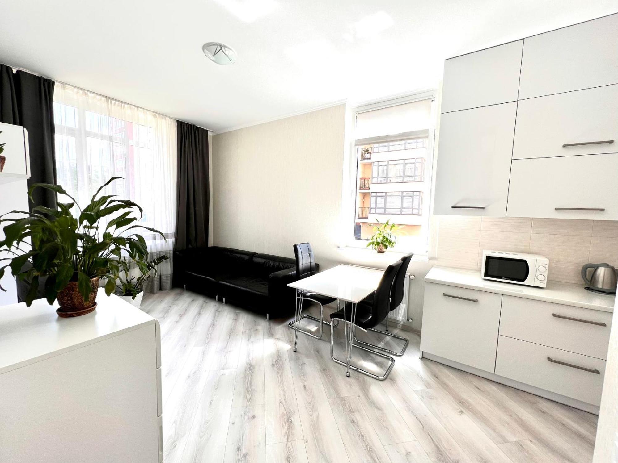 Osapart Beautiful Apartment In A Complex Semycvit Lviv Eksteriør billede